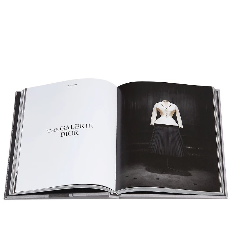 Book: Dior, La Légende du 30 Avenue Montaigne