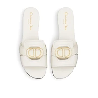 30 Montaigne Slide