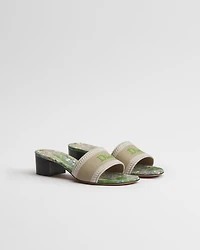 Dway Heeled Slide
