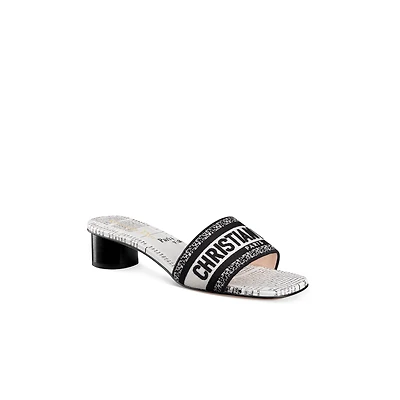 Dway Heeled Slide
