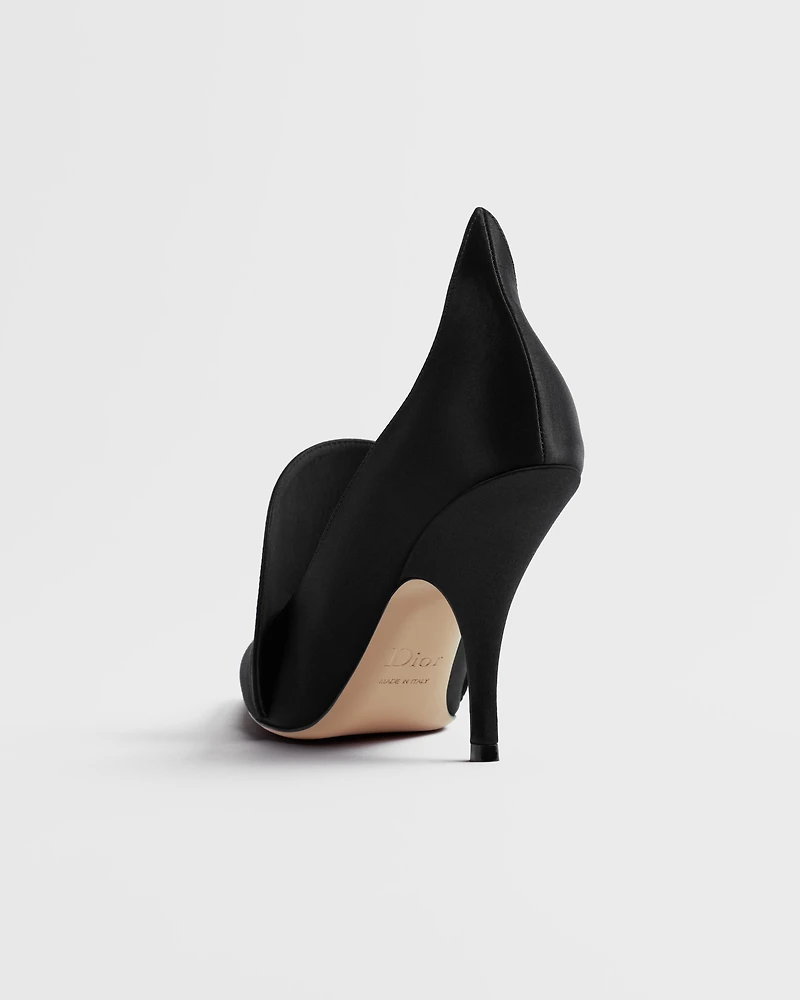 Dior Masquerade Pump