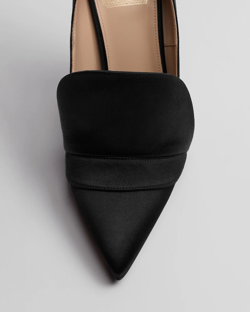 Dior Masquerade Pump