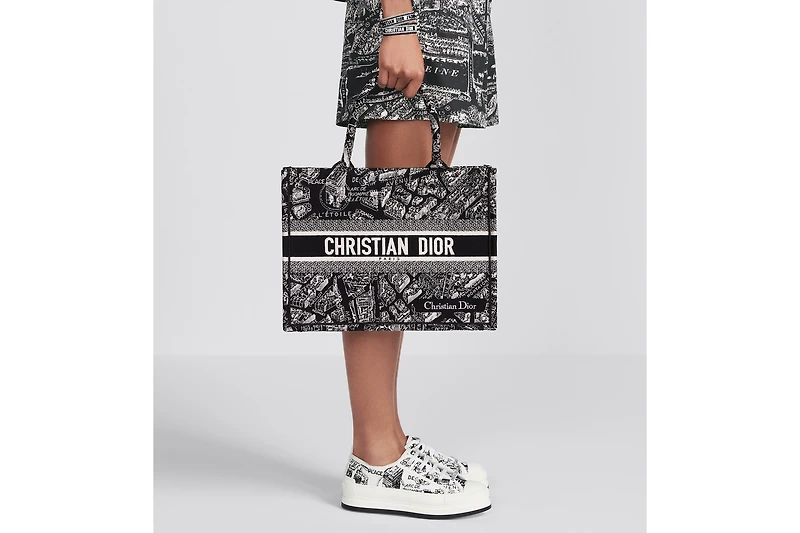 Medium Dior Book Tote