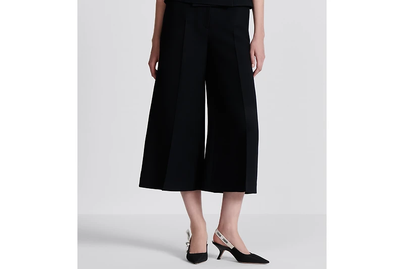 Cropped Pants