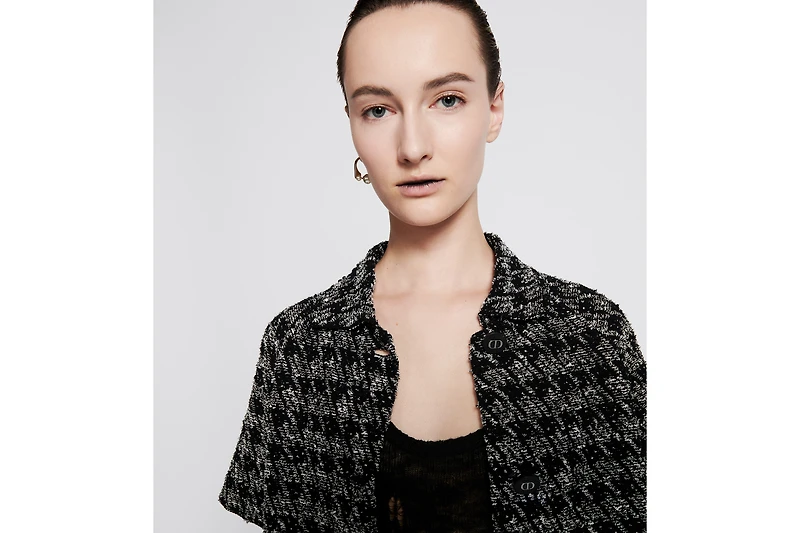 Short-Sleeved Jacket