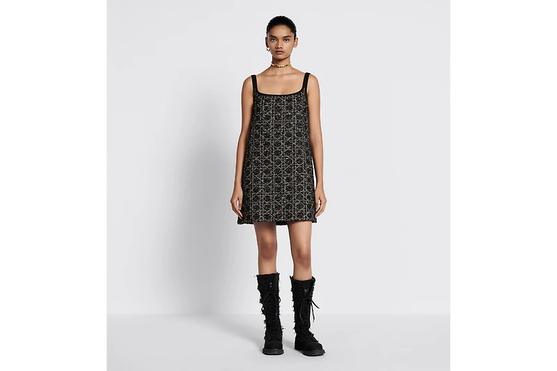 Short Macrocannage Flared Dress