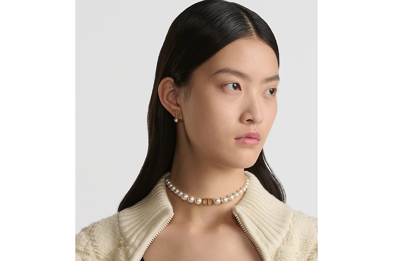 30 Montaigne Short Necklace