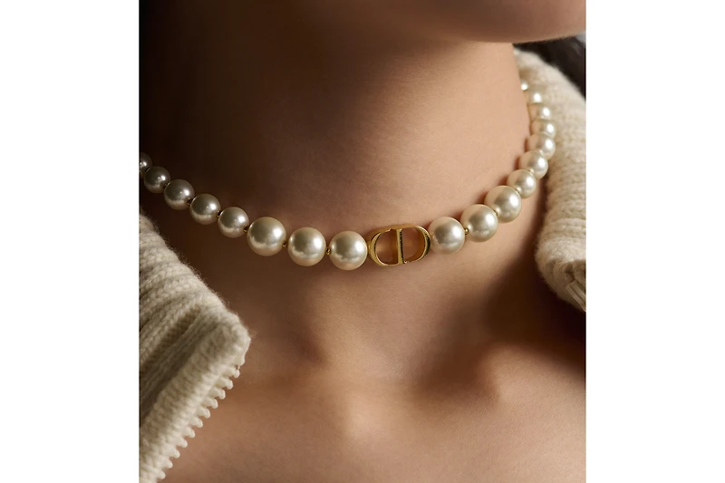 30 Montaigne Short Necklace