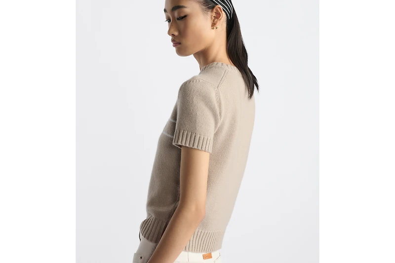 Short-Sleeved Sweater