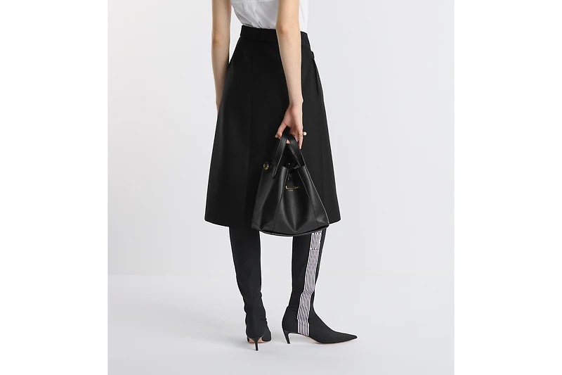 Medium Signature Bucket Bag