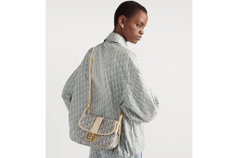 Medium 30 Montaigne Satchel Bag