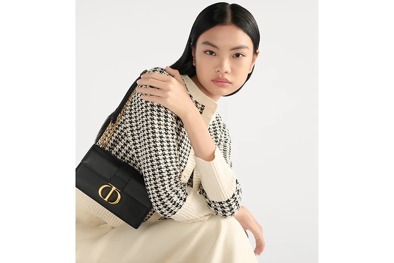 30 Montaigne East-West Bag with Chain