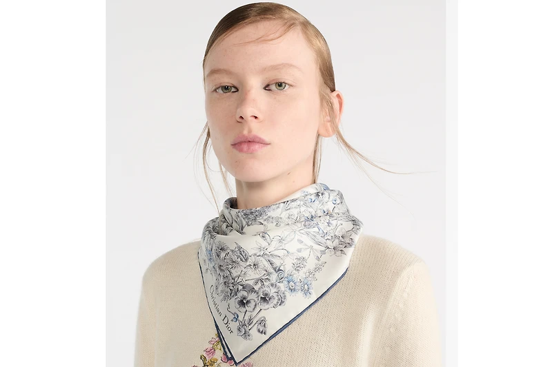 Dior Star 70 Square Scarf