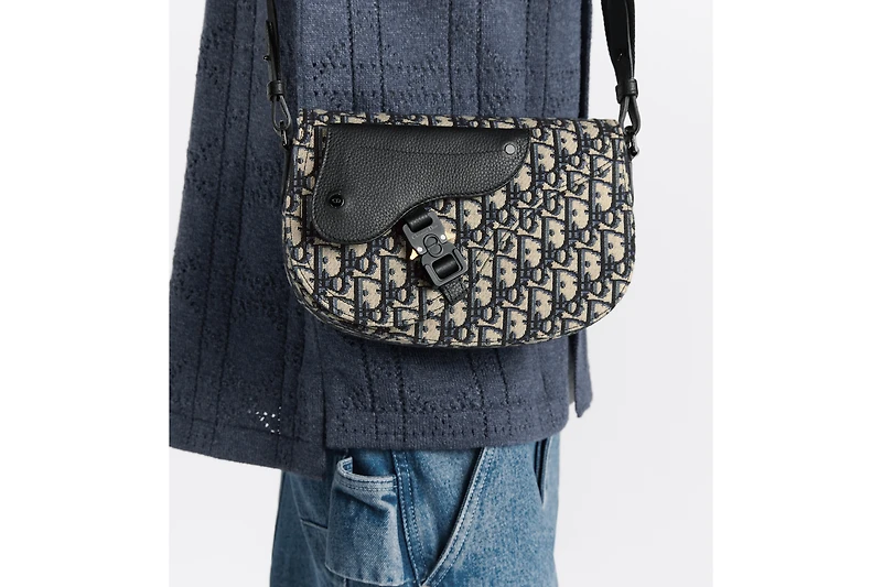 Saddle Messenger Bag