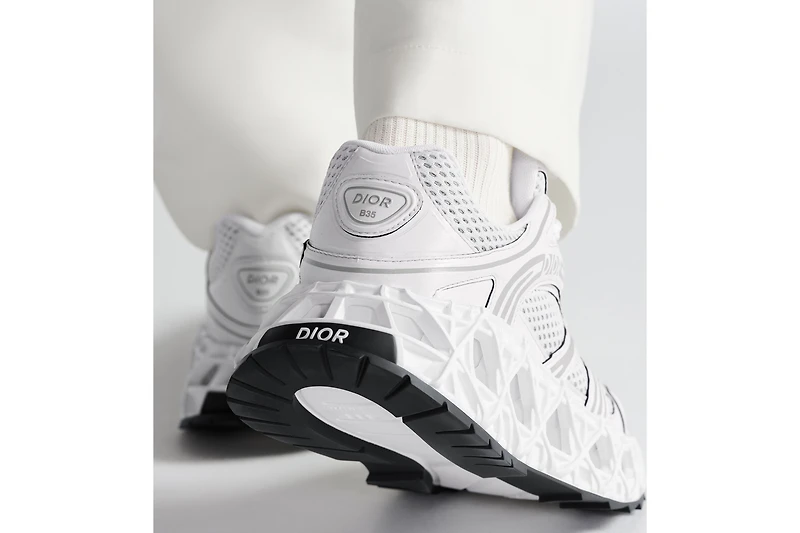 B35 NXXT Sneaker