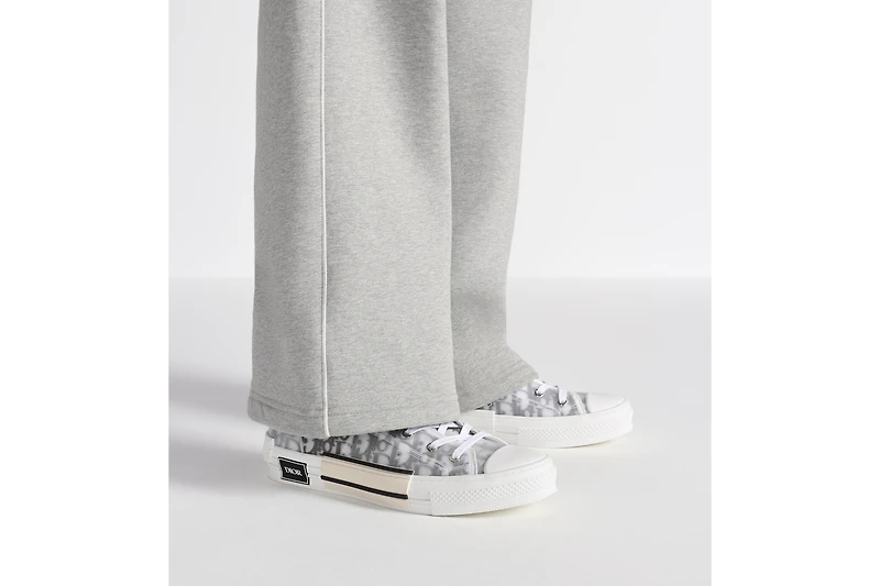 B23 League High-Top Sneaker