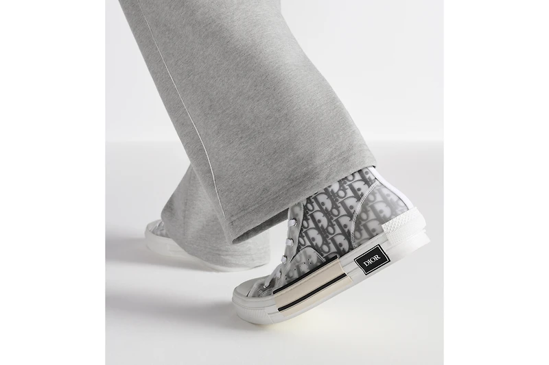 B23 League High-Top Sneaker
