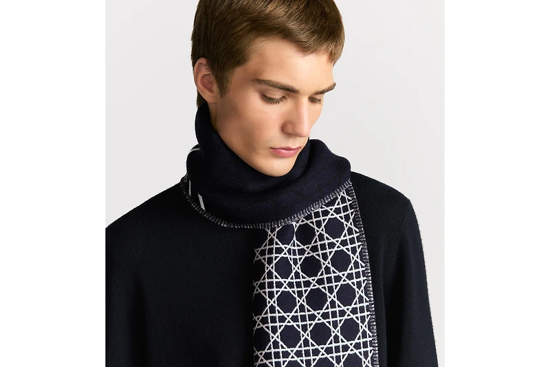 Striped Cannage Scarf