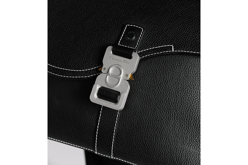 Medium Saddle Messenger Bag with Flap
