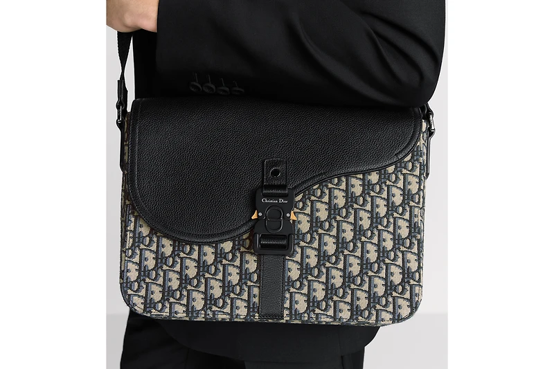 Medium Saddle Messenger Bag with Flap