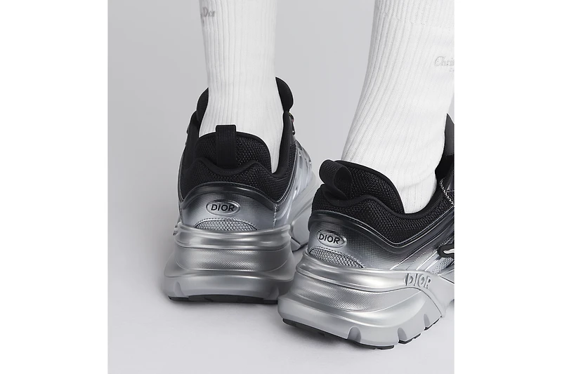 DIOR AND LEWIS HAMILTON B44 Blade Sneaker – LIMITED NUMBERED EDITION