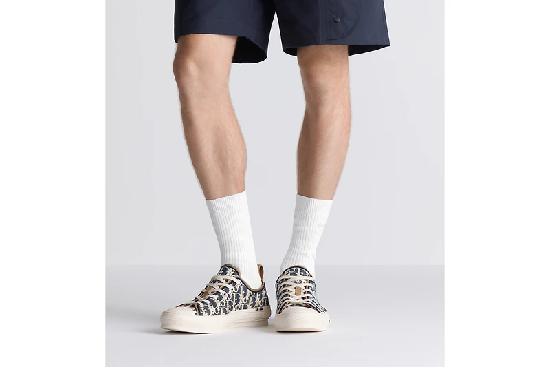 B23 League Low-Top Sneaker