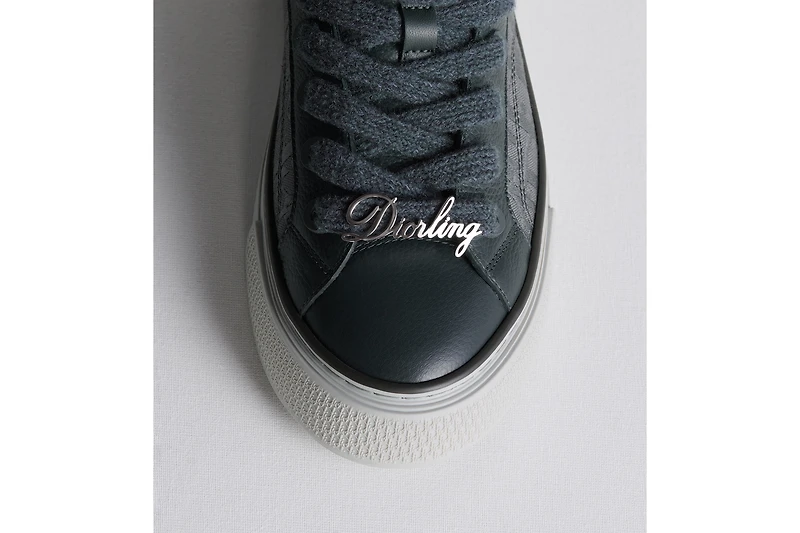B33 Spin Sneaker – LIMITED AND NUMBERED EDITION