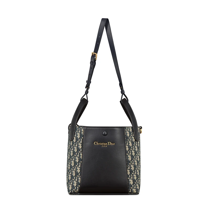 Medium Signature Bucket Bag