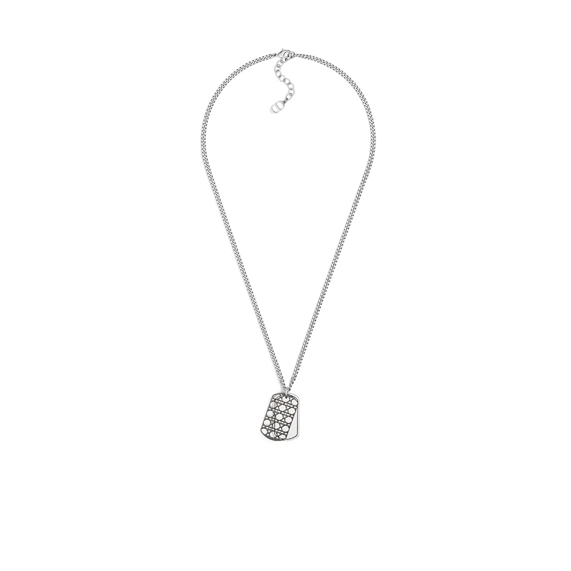 Cannage Plate Pendant Necklace
