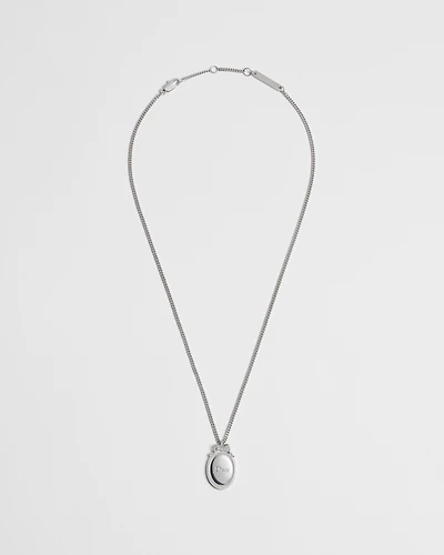 Dior Médaillon Pendant Necklace