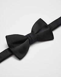Straight Edge Bow Tie