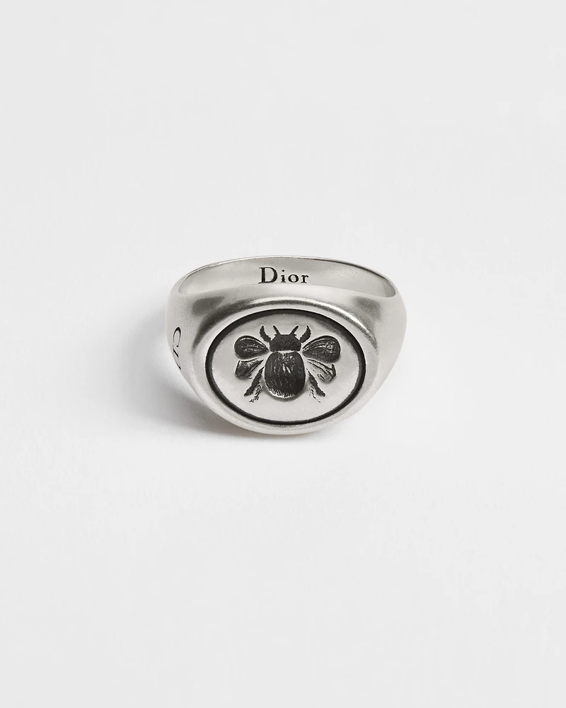 Cameo Bee Signet Ring