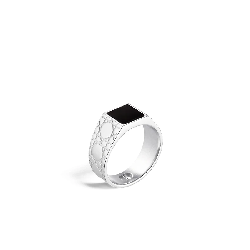 Cannage Signet Ring