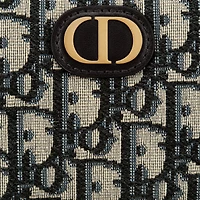 30 Montaigne Voyageur Long Wallet