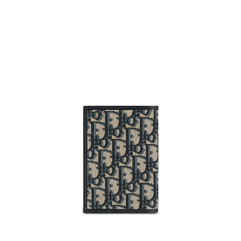 30 Montaigne Passport Holder
