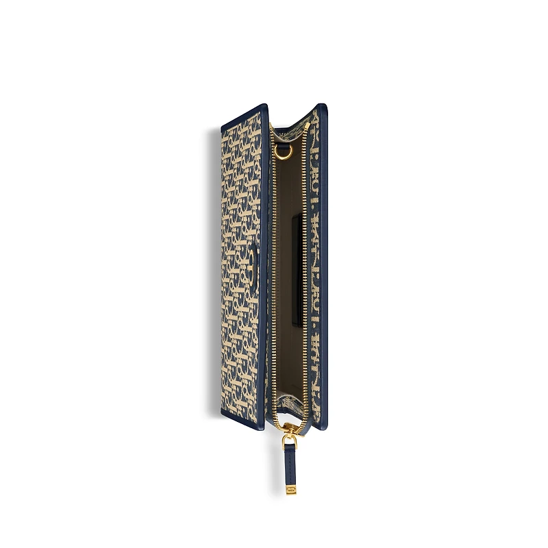 30 Montaigne Dea Pouch