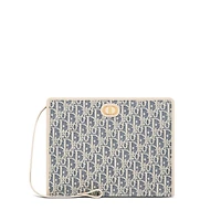 30 Montaigne Dea Pouch