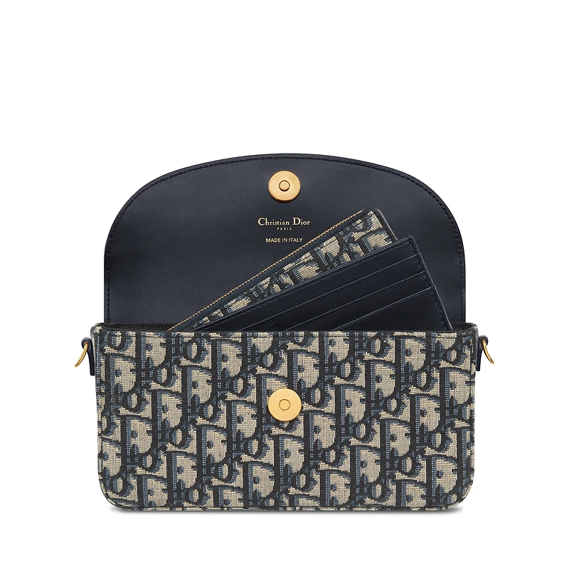 30 Montaigne Pouch with Chain