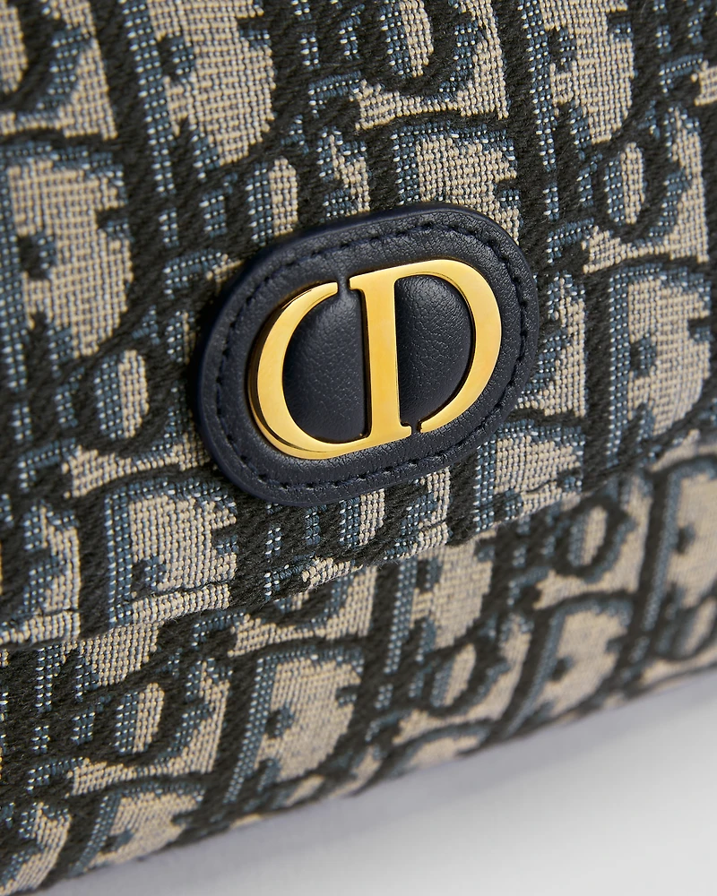 30 Montaigne D-Vine Pouch with Chain