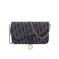 Medium Saddle Pouch with Chain