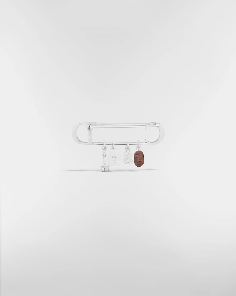 Knock on Wood Brooch