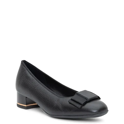 Women's Garnet Wide Width Pump