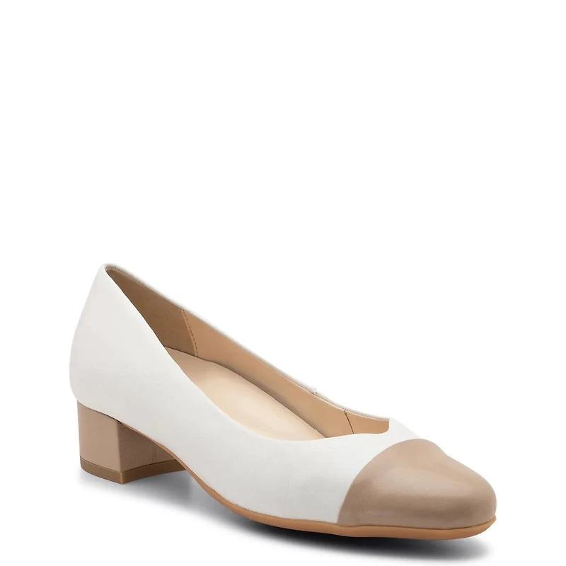 Women's Nanette Wide WIdth Pump