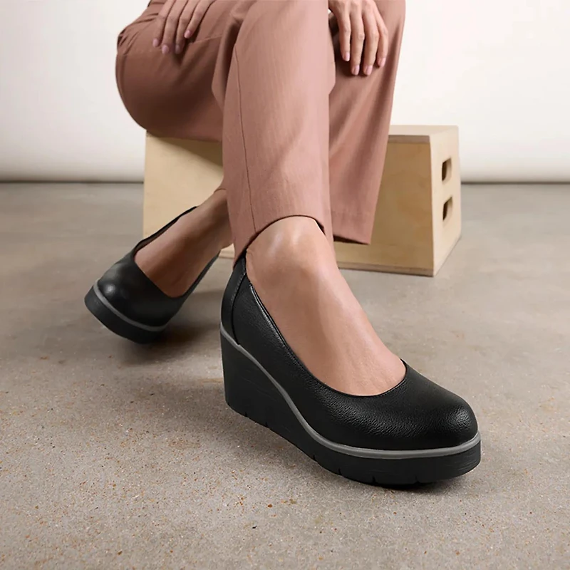 Women's About Time Wide Width Wedge Pump