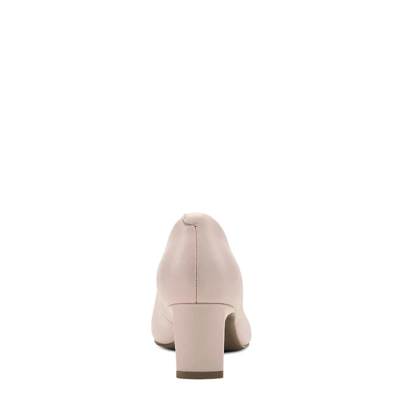 Women's Total Motion Merida Pump