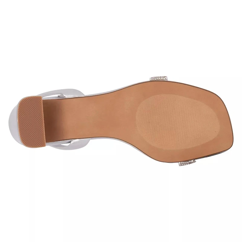 Amalya Sandal