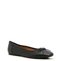 Women's Nakia Flat Leather Shoe
