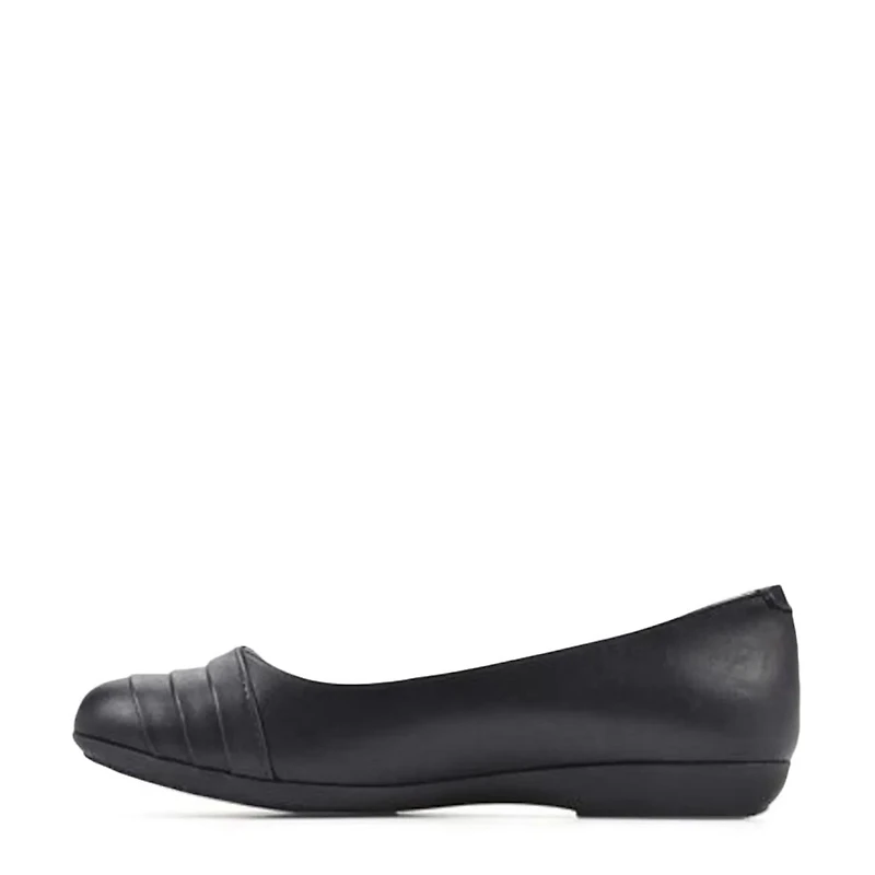 Women's Clara Wide Width Ballet Flat