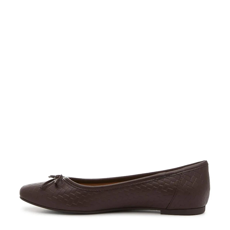 Women's Nakia Flat Leather Shoe