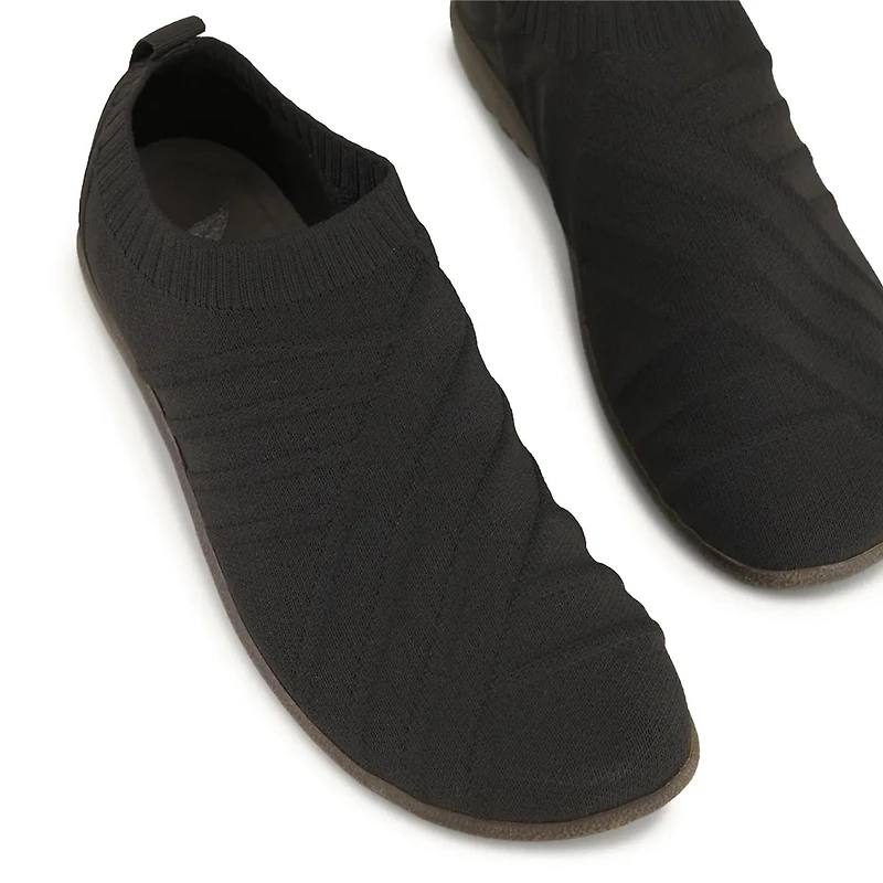 Women's Okahu Slip-On